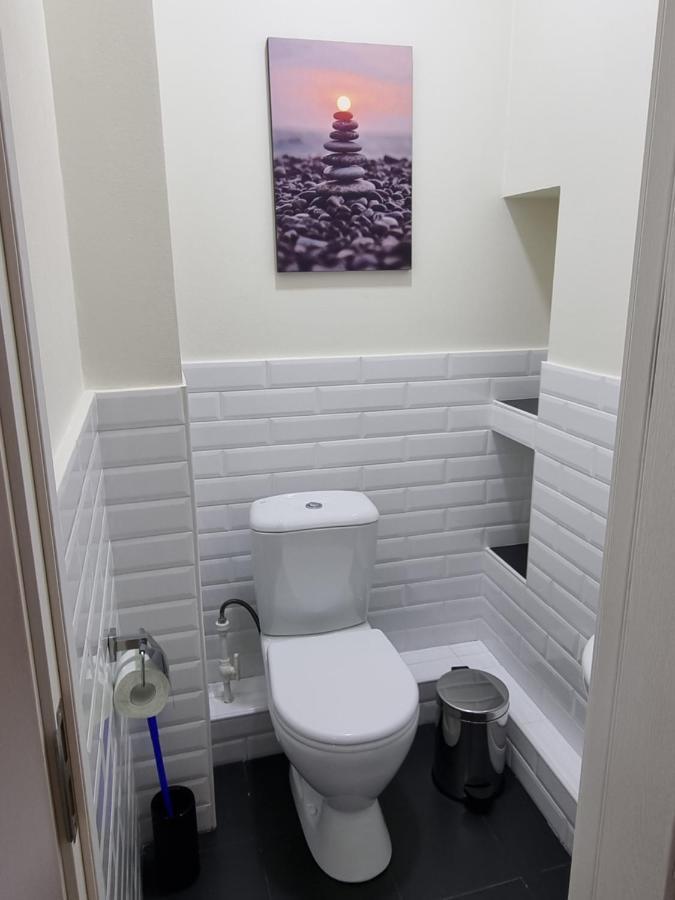 Charming And Modern Apartment At Heart Of Ташкент Экстерьер фото