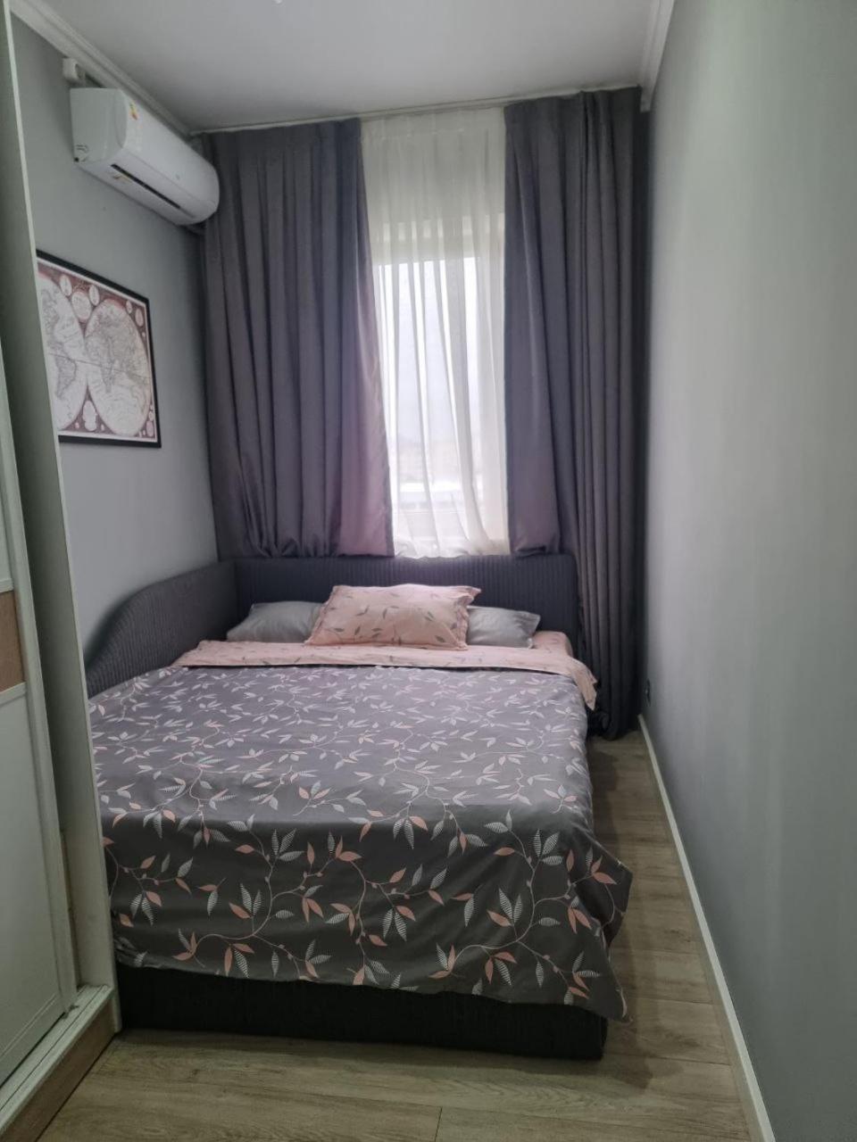 Charming And Modern Apartment At Heart Of Ташкент Экстерьер фото